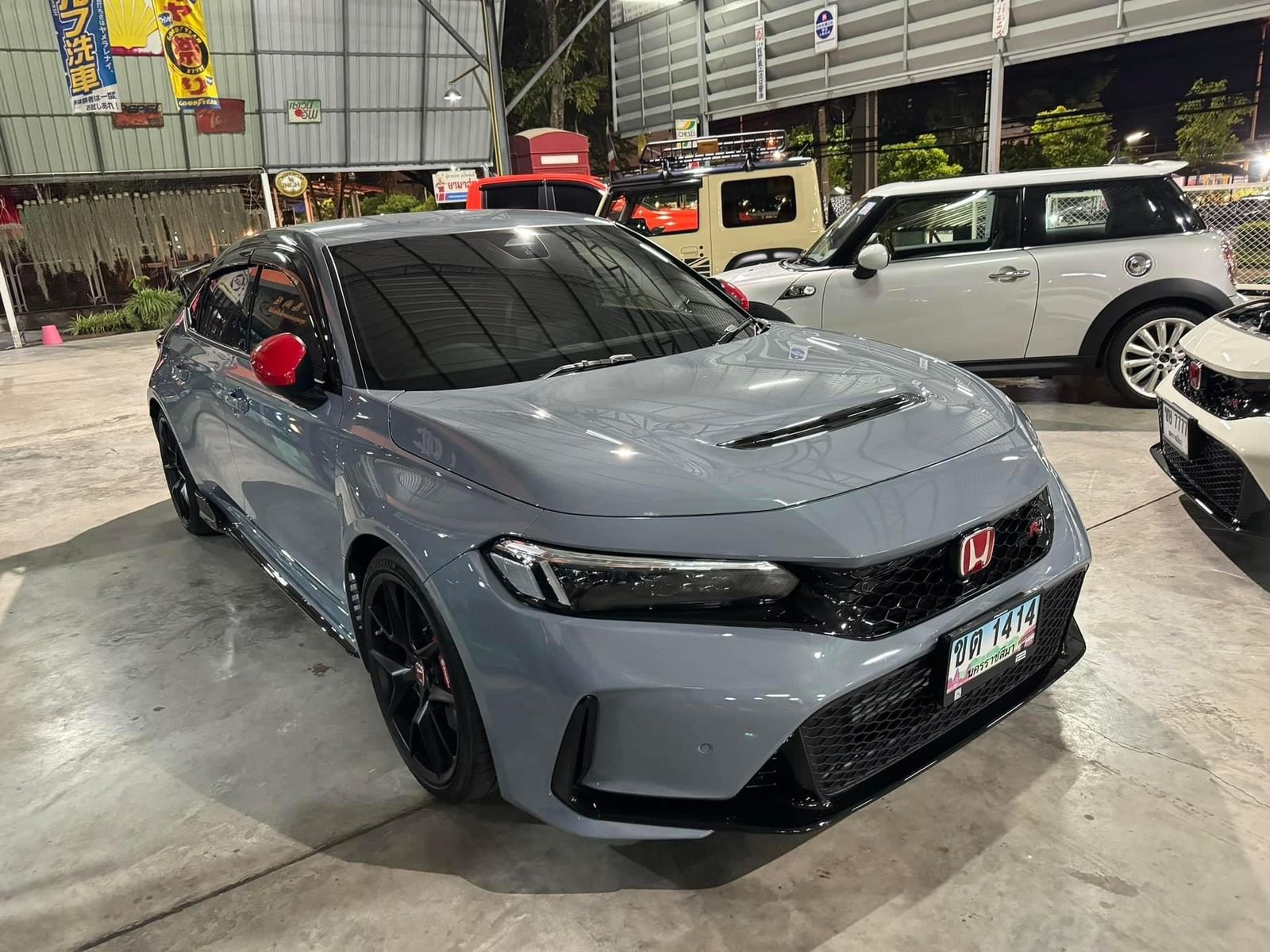 Honda Civic Type R con wrap gris Nardo